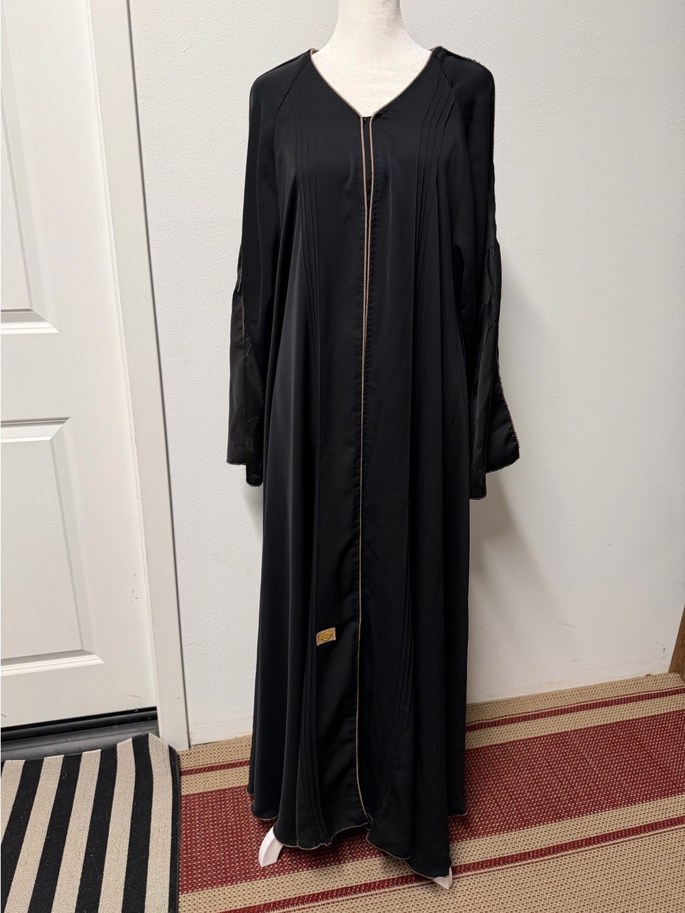 Black Abaya Size L – Sheer Embroidered Sleeves Modest Maxi Dress